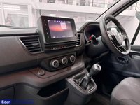 USED 2023 73 RENAULT TRAFIC 2.0 dCi Blue SL28 Business+ Panel Van 5dr Diesel Manual L1 H1 Euro 6 (s/s) (130 ps) ONE OWNER LOW MILAGE ULEZ VAN