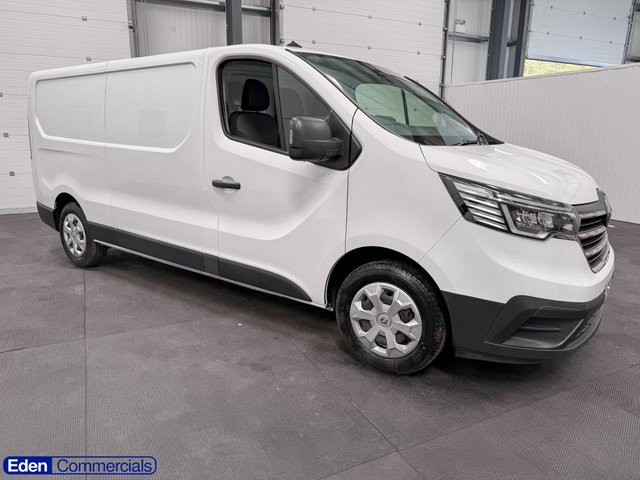 View our Renault Trafic 2.0 dCi Blue LL30 Advance L2 H1 Euro 6 (s/s) (130 ps)
