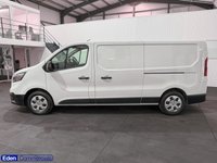 USED 2023 23 RENAULT TRAFIC 2.0 dCi Blue LL30 Advance Panel Van 5dr Diesel Manual L2 H1 Euro 6 (s/s) (130 ps) AIR CON + APPLE CAR PLAY