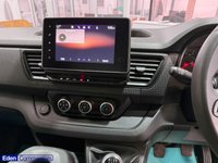 USED 2023 23 RENAULT TRAFIC 2.0 dCi Blue LL30 Advance Panel Van 5dr Diesel Manual L2 H1 Euro 6 (s/s) (130 ps) AIR CON + APPLE CAR PLAY