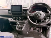 USED 2023 23 RENAULT TRAFIC 2.0 dCi Blue SL30 Advance Panel Van 5dr Diesel Manual L1 H1 Euro 6 (s/s) (130 ps) ONE OWNER LOW MILAGE ULEZ VAN