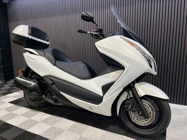 View our HONDA Forza 300