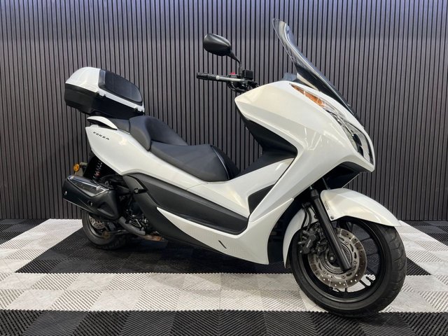 View our HONDA Forza 300