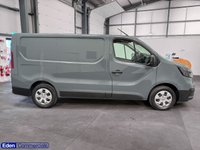 USED 2023 23 RENAULT TRAFIC 2.0 dCi Blue SL30 Advance Panel Van 5dr Diesel Manual L1 H1 Euro 6 (s/s) (130 ps) ONE OWNER LOW MILAGE ULEZ VAN