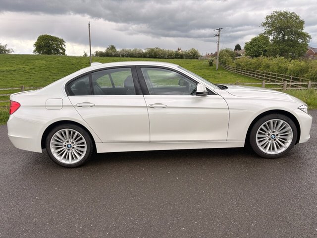 View our BMW 3 Series 2.0 320i Luxury Saloon 4dr Petrol Manual Euro 6 (s/s) (184 ps)