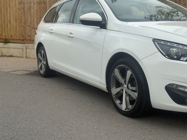 View our PEUGEOT 308 SW