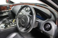 USED 2015 02 JAGUAR XJ 3.0d V6 Premium Luxury Saloon 4dr Diesel Auto Euro 5 (stop/start) (LWB) (275 ps) 