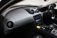 USED 2015 02 JAGUAR XJ 3.0d V6 Premium Luxury Saloon 4dr Diesel Auto Euro 5 (stop/start) (LWB) (275 ps) 