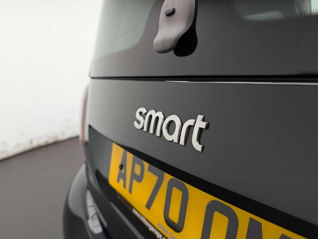 USED 2020 70 SMART FORTWO EQ fortwo Prime Exclusive 3dr CLICK+COLLECT / HOME DELIVERY