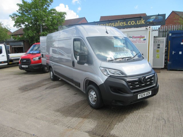 View our VAUXHALL MOVANO