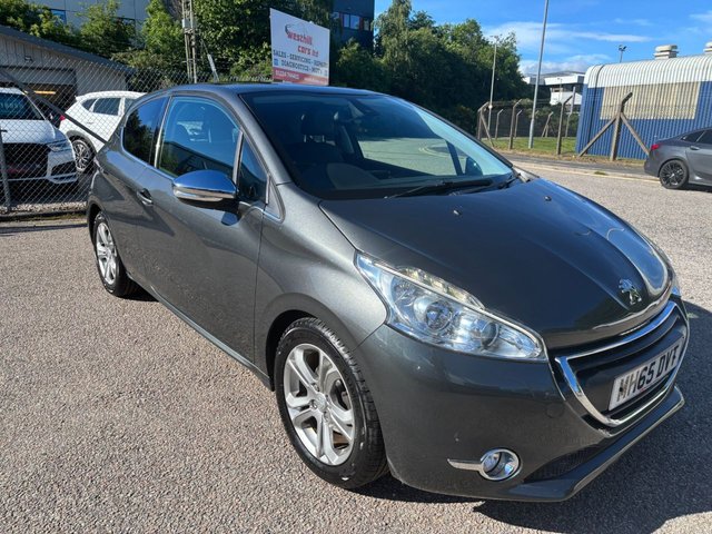 View our PEUGEOT 208