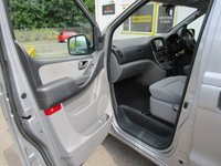 USED 2019 19 HYUNDAI i800 2.5 CRDi SE Nav MPV 5dr Diesel Manual Euro 6 (136 ps) 