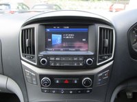 USED 2019 19 HYUNDAI i800 2.5 CRDi SE Nav MPV 5dr Diesel Manual Euro 6 (136 ps) 