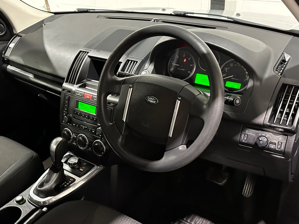 USED 2011 61 LAND ROVER FREELANDER 2 2.2 TD4 S SUV 5dr Diesel CommandShift 4WD Euro 5 (150 ps) 