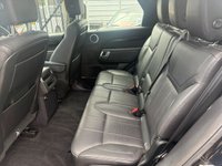 USED 2018 68 LAND ROVER DISCOVERY 3.0 SD V6 SE SUV 5dr Diesel Auto 4WD Euro 6 (s/s) (306 ps) 7 SEATER. AUTOMATIC. STUNNING. SAT NAV. 19 INCH ALLOYS. FULL LEATHER.