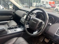 USED 2018 68 LAND ROVER DISCOVERY 3.0 SD V6 SE SUV 5dr Diesel Auto 4WD Euro 6 (s/s) (306 ps) 7 SEATER. AUTOMATIC. STUNNING. SAT NAV. 19 INCH ALLOYS. FULL LEATHER.