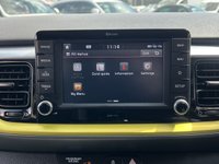 USED 2018 18 KIA STONIC 1.6 CRDi First Edition SUV 5dr Diesel Manual Euro 6 (s/s) (108 bhp) - APPLE CAR PLAY - SAT NAV - PART LEATHER - HEATED SEATS & STEERING - REVERSE CAMERA - P/SENSORS - CRUISE