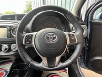 USED 2013 63 TOYOTA YARIS 1.33 Dual VVT-i TR Hatchback 5dr Petrol Manual Euro 5 (101 ps) FULL HISTORY 14 STAMPS