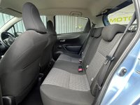 USED 2013 63 TOYOTA YARIS 1.33 Dual VVT-i TR Hatchback 5dr Petrol Manual Euro 5 (101 ps) FULL HISTORY 14 STAMPS