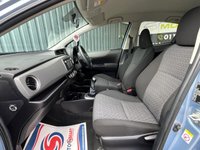 USED 2013 63 TOYOTA YARIS 1.33 Dual VVT-i TR Hatchback 5dr Petrol Manual Euro 5 (101 ps) FULL HISTORY 14 STAMPS