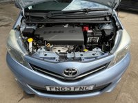 USED 2013 63 TOYOTA YARIS 1.33 Dual VVT-i TR Hatchback 5dr Petrol Manual Euro 5 (101 ps) FULL HISTORY 14 STAMPS