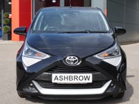 USED 2021 71 TOYOTA AYGO 1.0 VVT-i X-Play TSS 5d x-shift 70 APPLE CARPLAY / ANDROID AUTO (GIVES YOU SAT NAV), REVERSING CAMERA, DAB RADIO, BLUETOOTH PHONE & MUSIC, AUX & USB INPUTS, AUTOMATIC GEARBOX, LED DAYTIME RUNNING LIGHTS, LEATHER TIPTRONIC MULTIFUNCTION STEERING WHEEL, AIR CONDITIONING, TRIP COMPUTER, ISO FIX, TYRE PRESSURE WARNING, SPEED LIMITER, ELECTRIC WINDOWS, ELECTRIC MIRRORS, FOLDING REAR SEATS, AIRBAGS WITH PASSANGER OFF, SPACE SAVER SPARE WHEEL, 1 OWNER FROM NEW, SERVICE HISTORY