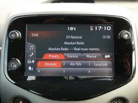 USED 2021 71 TOYOTA AYGO 1.0 VVT-i X-Play TSS 5d x-shift 70 APPLE CARPLAY / ANDROID AUTO (GIVES YOU SAT NAV), REVERSING CAMERA, DAB RADIO, BLUETOOTH PHONE & MUSIC, AUX & USB INPUTS, AUTOMATIC GEARBOX, LED DAYTIME RUNNING LIGHTS, LEATHER TIPTRONIC MULTIFUNCTION STEERING WHEEL, AIR CONDITIONING, TRIP COMPUTER, ISO FIX, TYRE PRESSURE WARNING, SPEED LIMITER, ELECTRIC WINDOWS, ELECTRIC MIRRORS, FOLDING REAR SEATS, AIRBAGS WITH PASSANGER OFF, SPACE SAVER SPARE WHEEL, 1 OWNER FROM NEW, SERVICE HISTORY