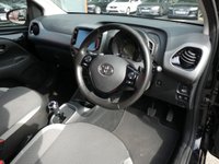 USED 2021 71 TOYOTA AYGO 1.0 VVT-i X-Play TSS 5d x-shift 70 APPLE CARPLAY / ANDROID AUTO (GIVES YOU SAT NAV), REVERSING CAMERA, DAB RADIO, BLUETOOTH PHONE & MUSIC, AUX & USB INPUTS, AUTOMATIC GEARBOX, LED DAYTIME RUNNING LIGHTS, LEATHER TIPTRONIC MULTIFUNCTION STEERING WHEEL, AIR CONDITIONING, TRIP COMPUTER, ISO FIX, TYRE PRESSURE WARNING, SPEED LIMITER, ELECTRIC WINDOWS, ELECTRIC MIRRORS, FOLDING REAR SEATS, AIRBAGS WITH PASSANGER OFF, SPACE SAVER SPARE WHEEL, 1 OWNER FROM NEW, SERVICE HISTORY