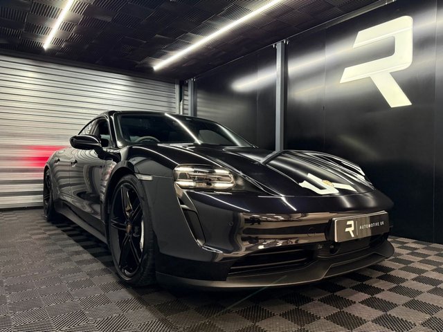 2021 PORSCHE TAYCAN