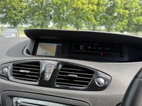 USED 2015 15 RENAULT SCENIC 1.5 dCi Dynamique TomTom MPV 5dr Diesel EDC Euro 5 (110 ps) BLUETOOTH, CAT N, MOT SEPTEMBER