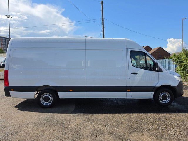 View our MERCEDES-BENZ SPRINTER