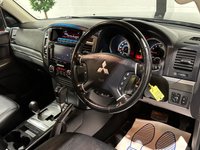 USED 2016 66 MITSUBISHI SHOGUN 3.2 DI-DC SG3 SUV 5dr Diesel Auto 4WD Euro 6 LWB (187 ps) 