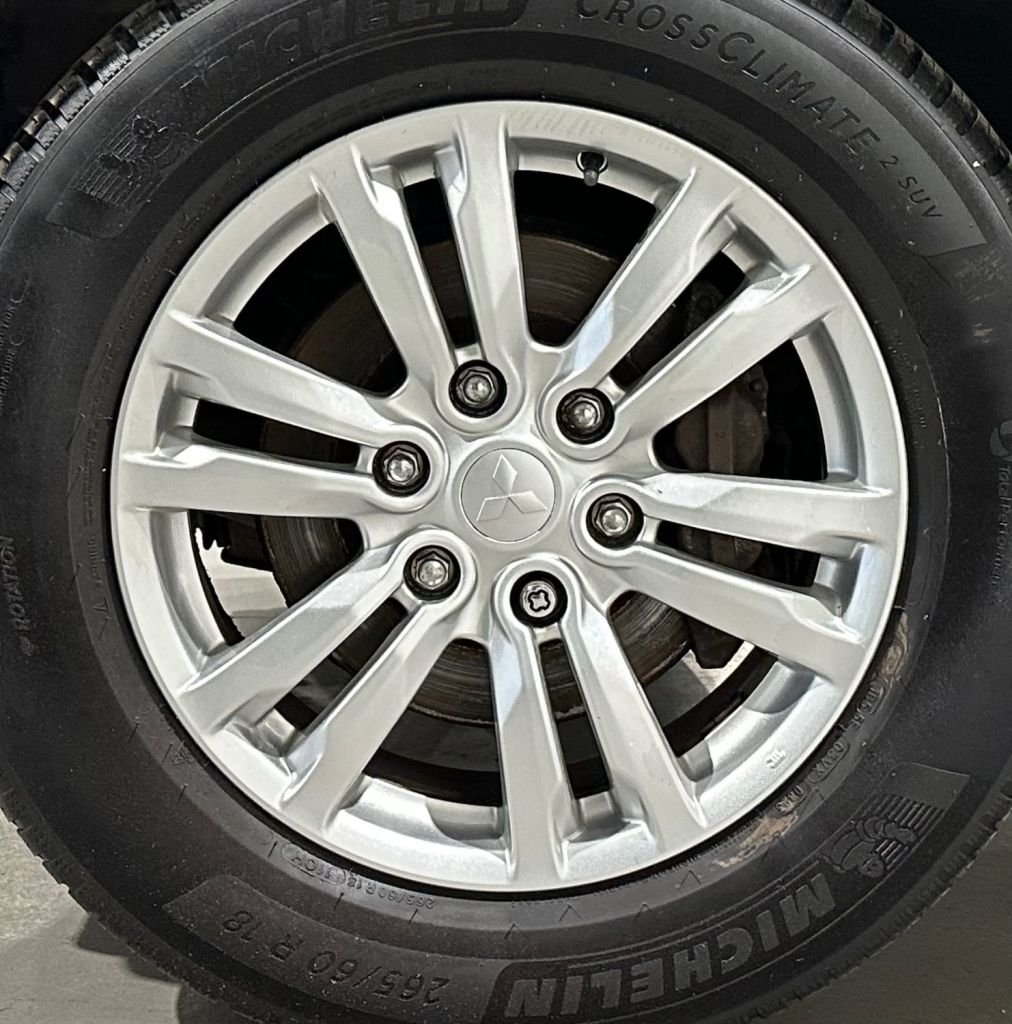 USED 2016 66 MITSUBISHI SHOGUN 3.2 DI-DC SG3 SUV 5dr Diesel Auto 4WD Euro 6 LWB (187 ps) 