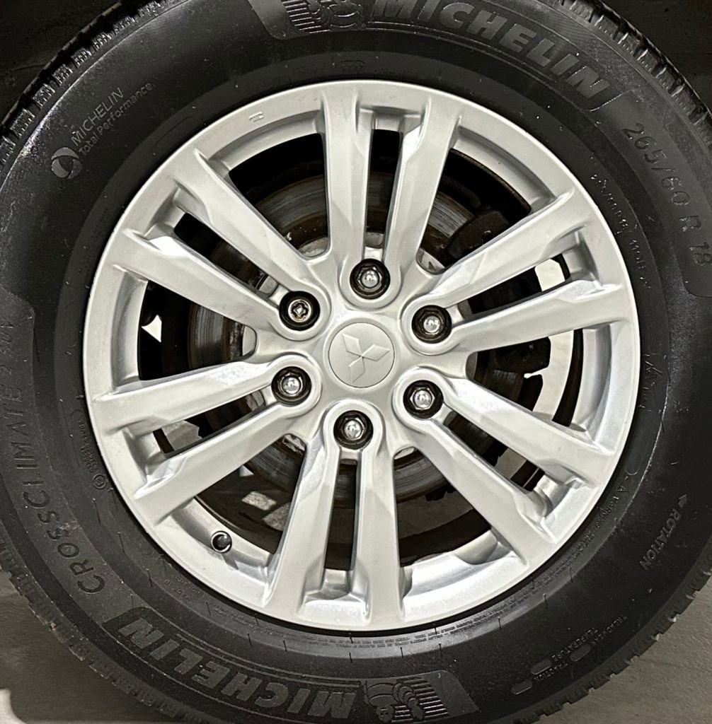 USED 2016 66 MITSUBISHI SHOGUN 3.2 DI-DC SG3 SUV 5dr Diesel Auto 4WD Euro 6 LWB (187 ps) 