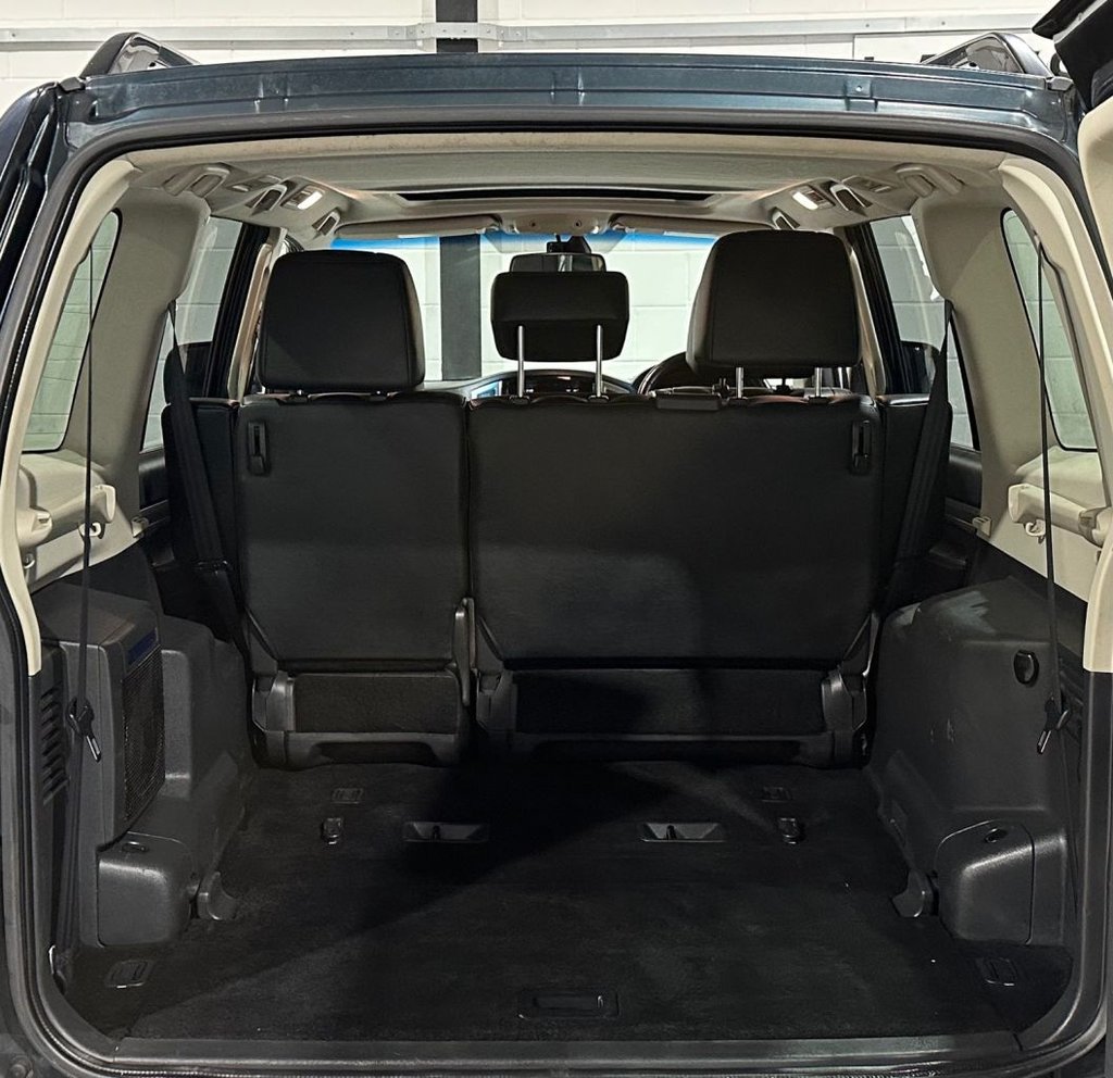 USED 2016 66 MITSUBISHI SHOGUN 3.2 DI-DC SG3 SUV 5dr Diesel Auto 4WD Euro 6 LWB (187 ps) 