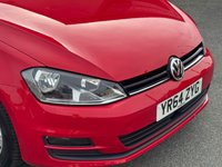 USED 2014 64 VOLKSWAGEN GOLF 1.6 TDI BlueMotion Tech Match Hatchback 5dr Diesel DSG Euro 5 (s/s) (105 ps) AUTO -- &pound;20 TAX -- FULL SERVICE HISTORY -- AD. CRUISE CONTROL