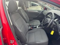 USED 2014 64 VOLKSWAGEN GOLF 1.6 TDI BlueMotion Tech Match Hatchback 5dr Diesel DSG Euro 5 (s/s) (105 ps) AUTO -- &pound;20 TAX -- FULL SERVICE HISTORY -- AD. CRUISE CONTROL
