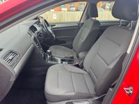 USED 2014 64 VOLKSWAGEN GOLF 1.6 TDI BlueMotion Tech Match Hatchback 5dr Diesel DSG Euro 5 (s/s) (105 ps) AUTO -- &pound;20 TAX -- FULL SERVICE HISTORY -- AD. CRUISE CONTROL