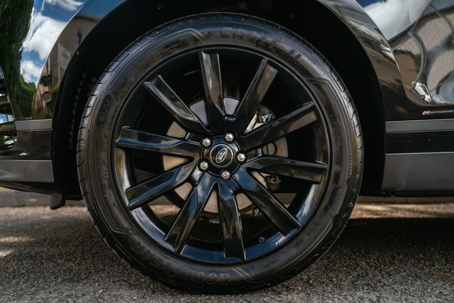 View our LAND ROVER RANGE ROVER VELAR