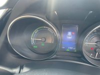 USED 2019 19 TOYOTA AURIS 1.8 VVT-h Icon Tech Hatchback 5dr Petrol Hybrid CVT Euro 6 (s/s) (136 ps) 