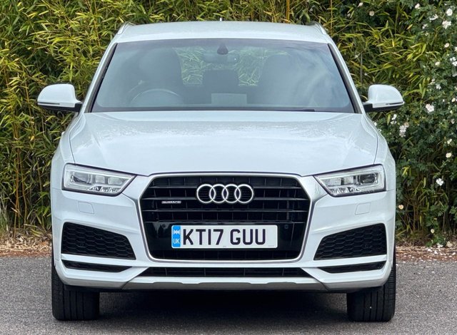 View our AUDI Q3