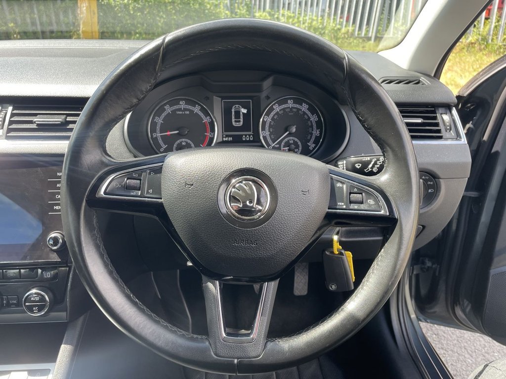 USED 2020 20 SKODA OCTAVIA 1.0 TSI SE Drive Estate 5dr Petrol Manual Euro 6 (s/s) (115 ps) Sat Nav, Parking Sensors