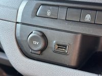 USED 2020 70 VAUXHALL VIVARO 6 Seat 2.0 Turbo D 3100 Edition Crew Van Double Cab 5dr Diesel Manual L2 H1 Euro 6 (s/s) (120 ps) 