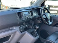 USED 2020 70 VAUXHALL VIVARO 6 Seat 2.0 Turbo D 3100 Edition Crew Van Double Cab 5dr Diesel Manual L2 H1 Euro 6 (s/s) (120 ps) 