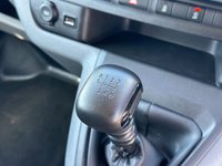 USED 2020 70 VAUXHALL VIVARO 6 Seat 2.0 Turbo D 3100 Edition Crew Van Double Cab 5dr Diesel Manual L2 H1 Euro 6 (s/s) (120 ps) 