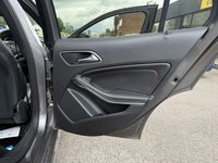 USED 2018 18 MERCEDES-BENZ GLA 2.1 GLA220d AMG Line (Premium Plus) SUV 5dr Diesel 7G-DCT 4MATIC Euro 6 (s/s) (177 ps) Pan Roof, Heated Seats