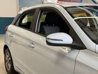 USED 2020 70 HYUNDAI I20 1.2 SE Launch Edition Hatchback 5dr Petrol Manual Euro 6 in Grey +BLUETOOTH+REVERSE CAM+SENSORS
