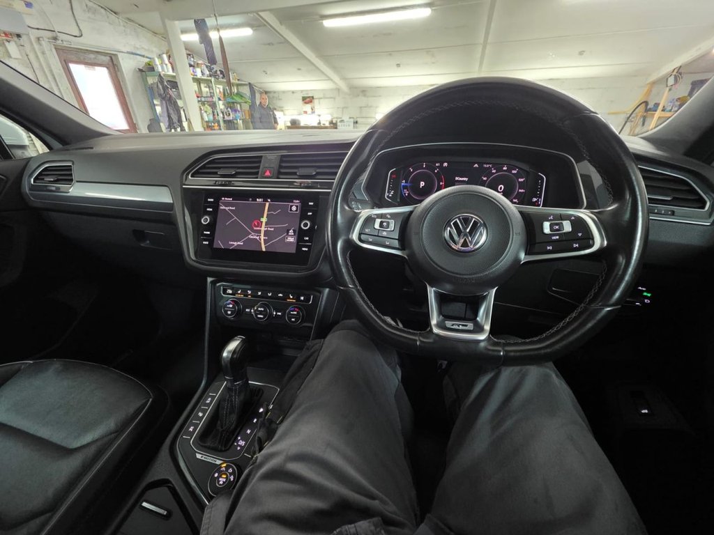 USED 2019 69 VOLKSWAGEN TIGUAN 2.0 TDI R-Line Tech SUV 5dr Diesel DSG 4Motion Euro 6 (s/s) (190 ps) Cruise control - Bluetooth