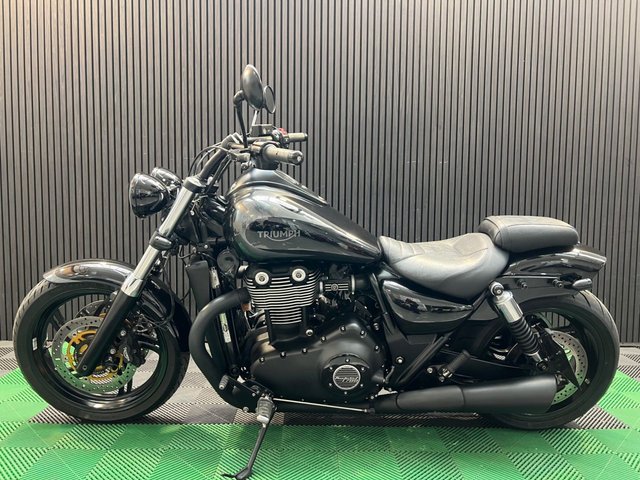 View our TRIUMPH THUNDERBIRD 1700