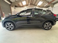 USED 2018 18 HONDA HR-V 1.5 i-VTEC SE SUV 5 door Petrol Manual Euro 6 in Black FRONT AND REAR SENSORS+AUTO LIGHTS